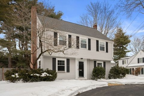 Photo of 569 Chestnut St, Needham, MA 02492 (MLS # 73478264)