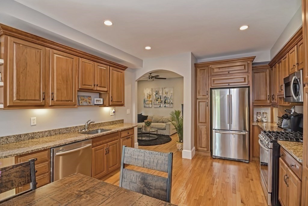 651 East 6th Street 2