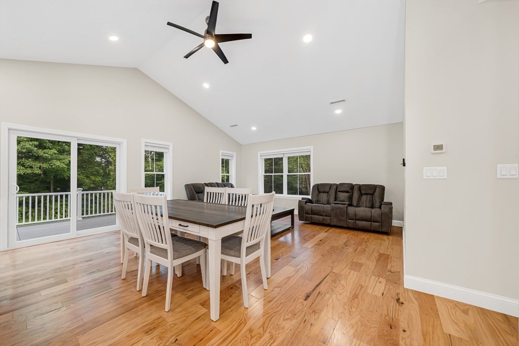 427 Middle Rd