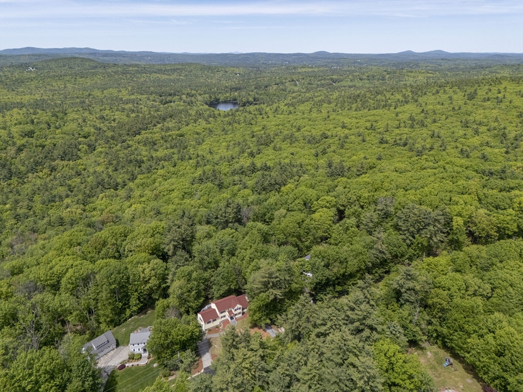 10 Mountain Rd