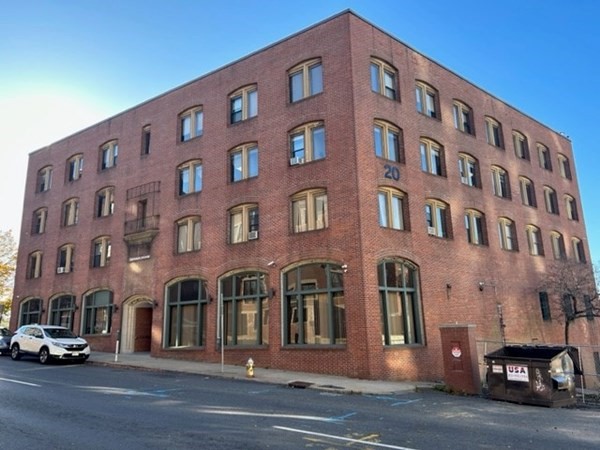Photo 1 of 11 — 20 Maple Street, Springfield, MA 01103