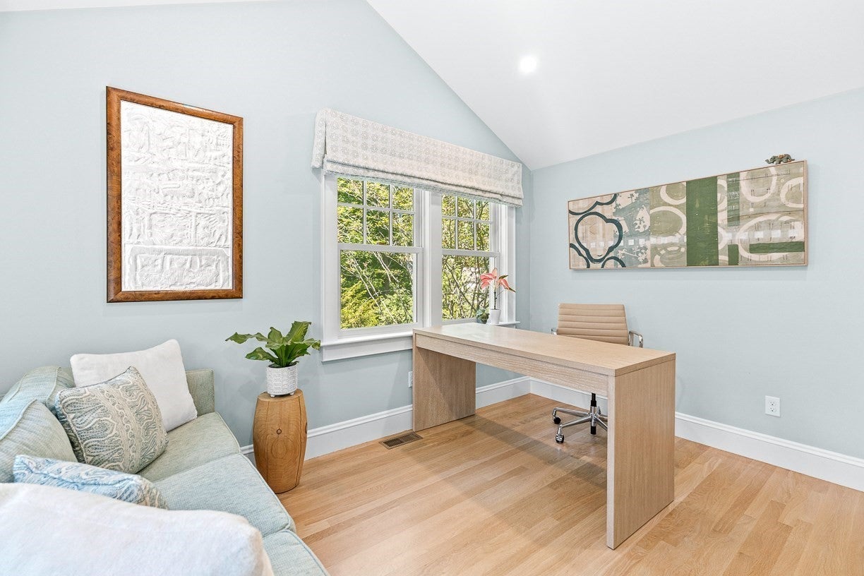 39 Fairbanks Ave, Wellesley, MA Photo #28