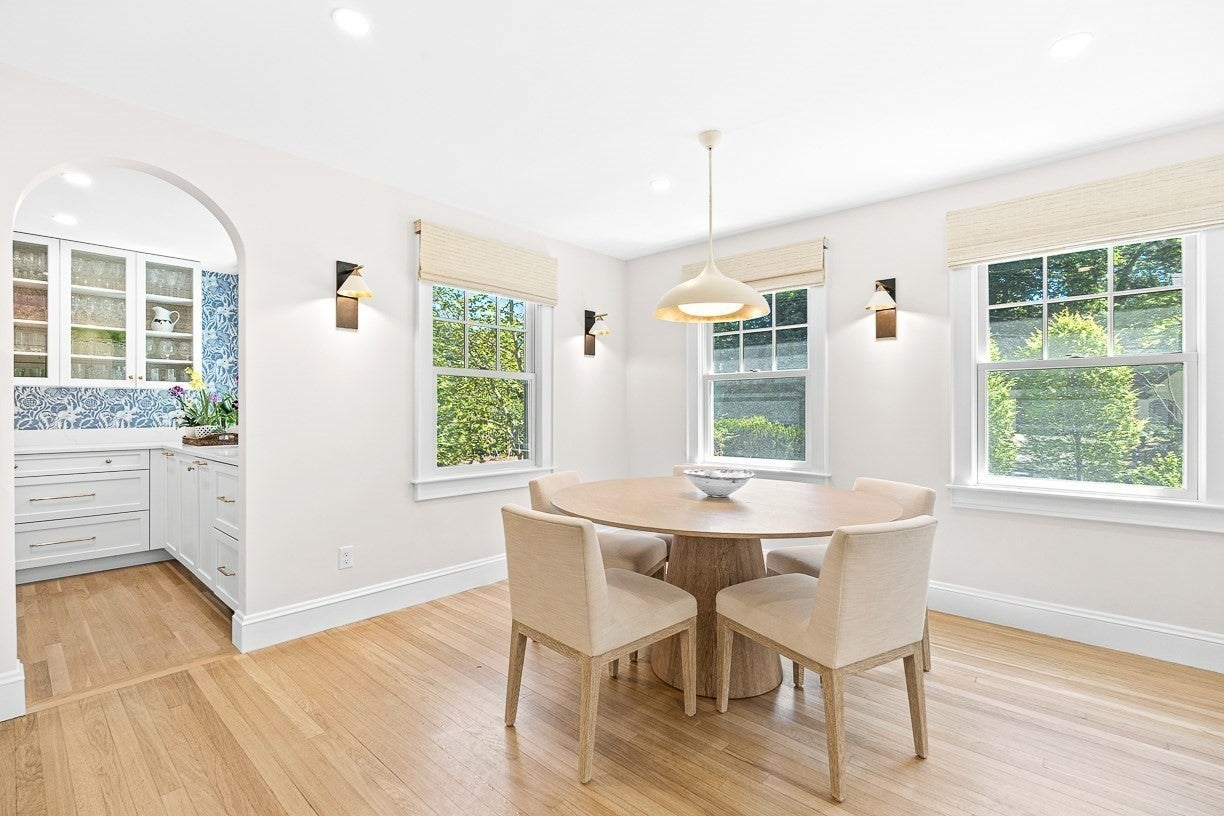 39 Fairbanks Ave, Wellesley, MA Photo #6