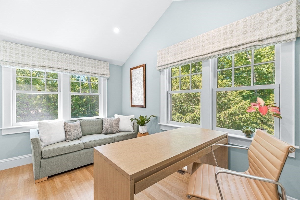 39 Fairbanks Ave, Wellesley, MA Photo #29