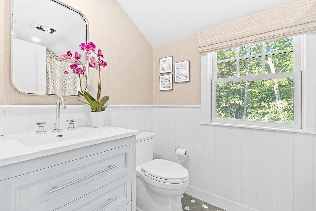 39 Fairbanks Ave, Wellesley, MA Photo #30