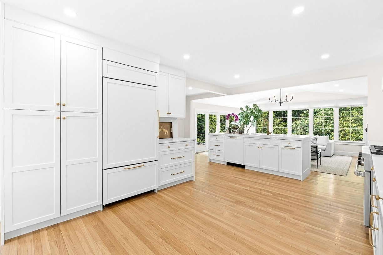 39 Fairbanks Ave, Wellesley, MA Photo #10