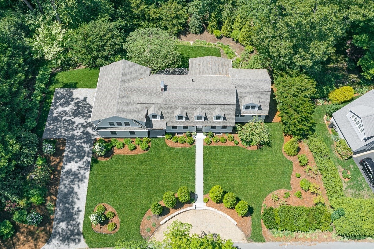 39 Fairbanks Ave, Wellesley, MA Photo #2