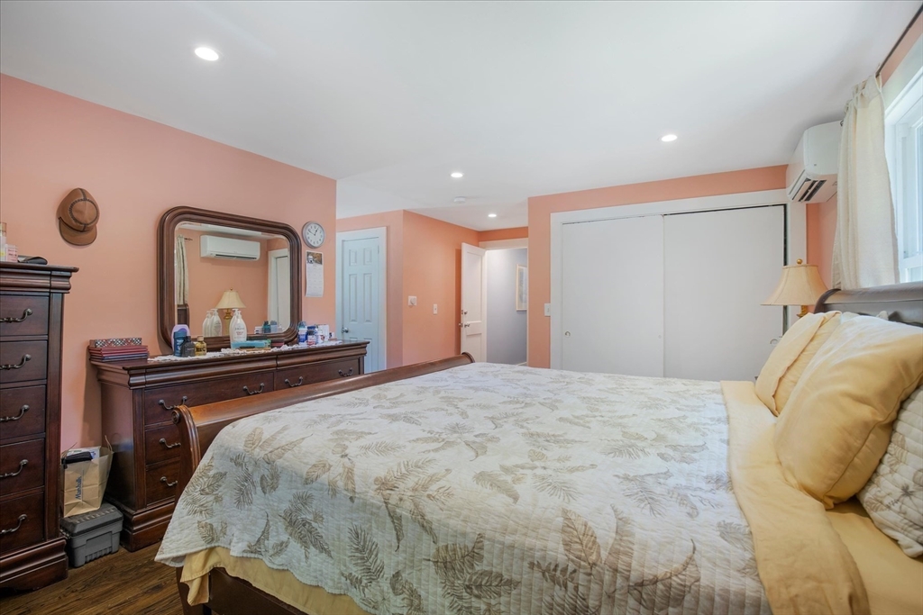 160 Lincoln Rd, Barnstable, MA Photo #15