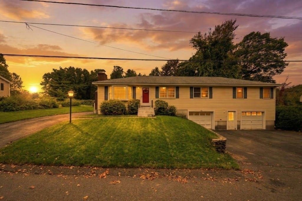 29 Dale Ave, Leominster, MA Photo #2