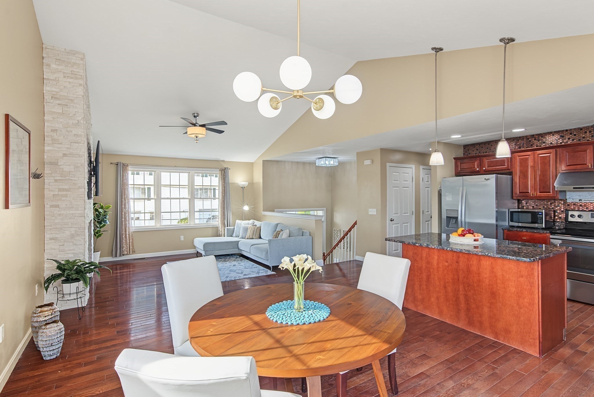 6 Greenhalge St, Worcester, MA Photo #11