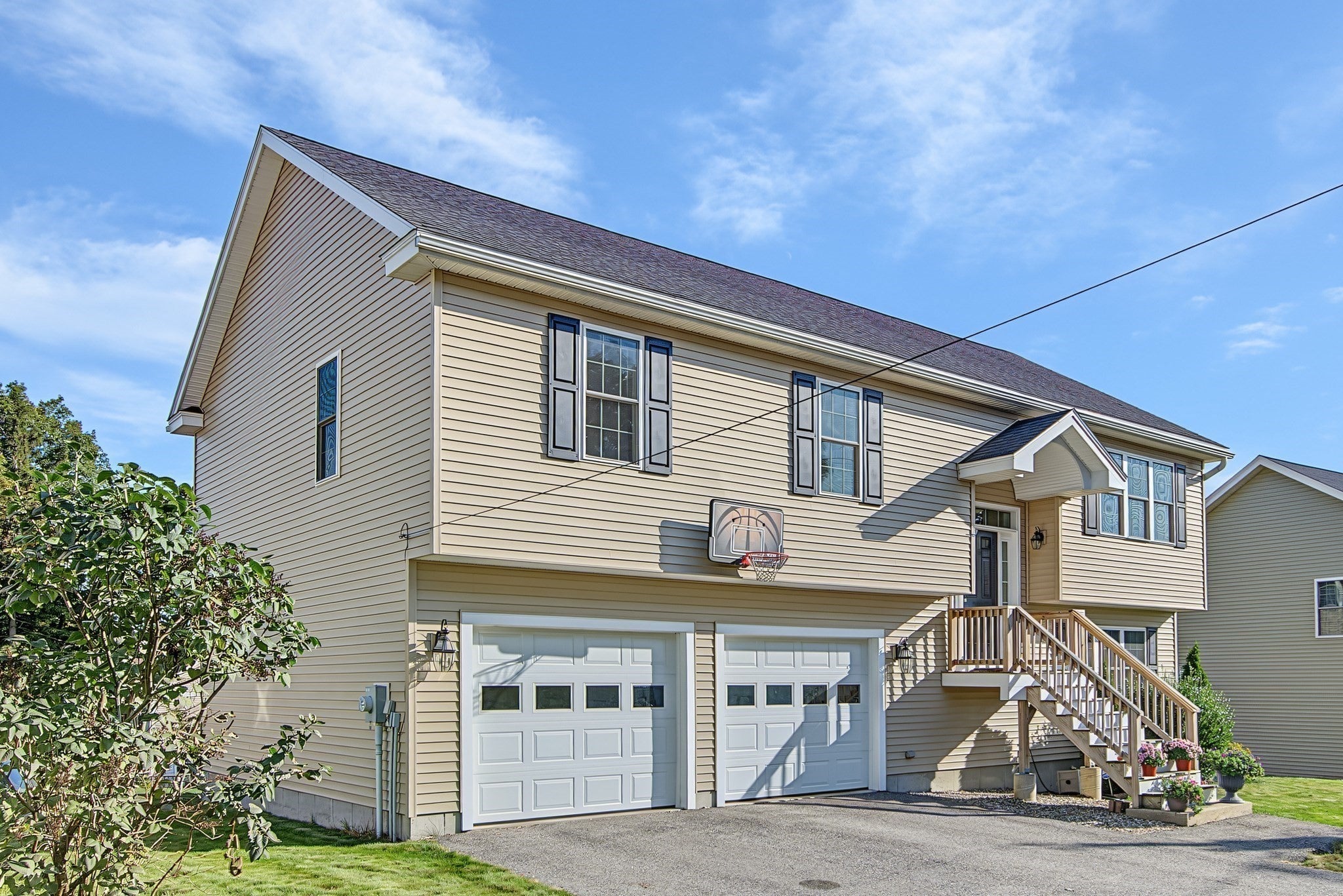 6 Greenhalge St, Worcester, MA Photo #2