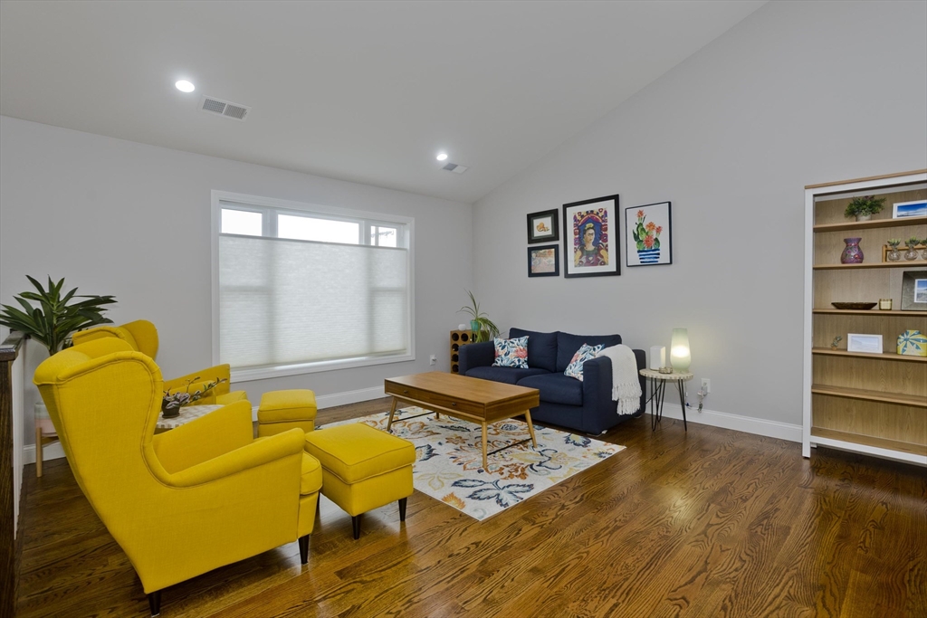 746 Saybrook Rd