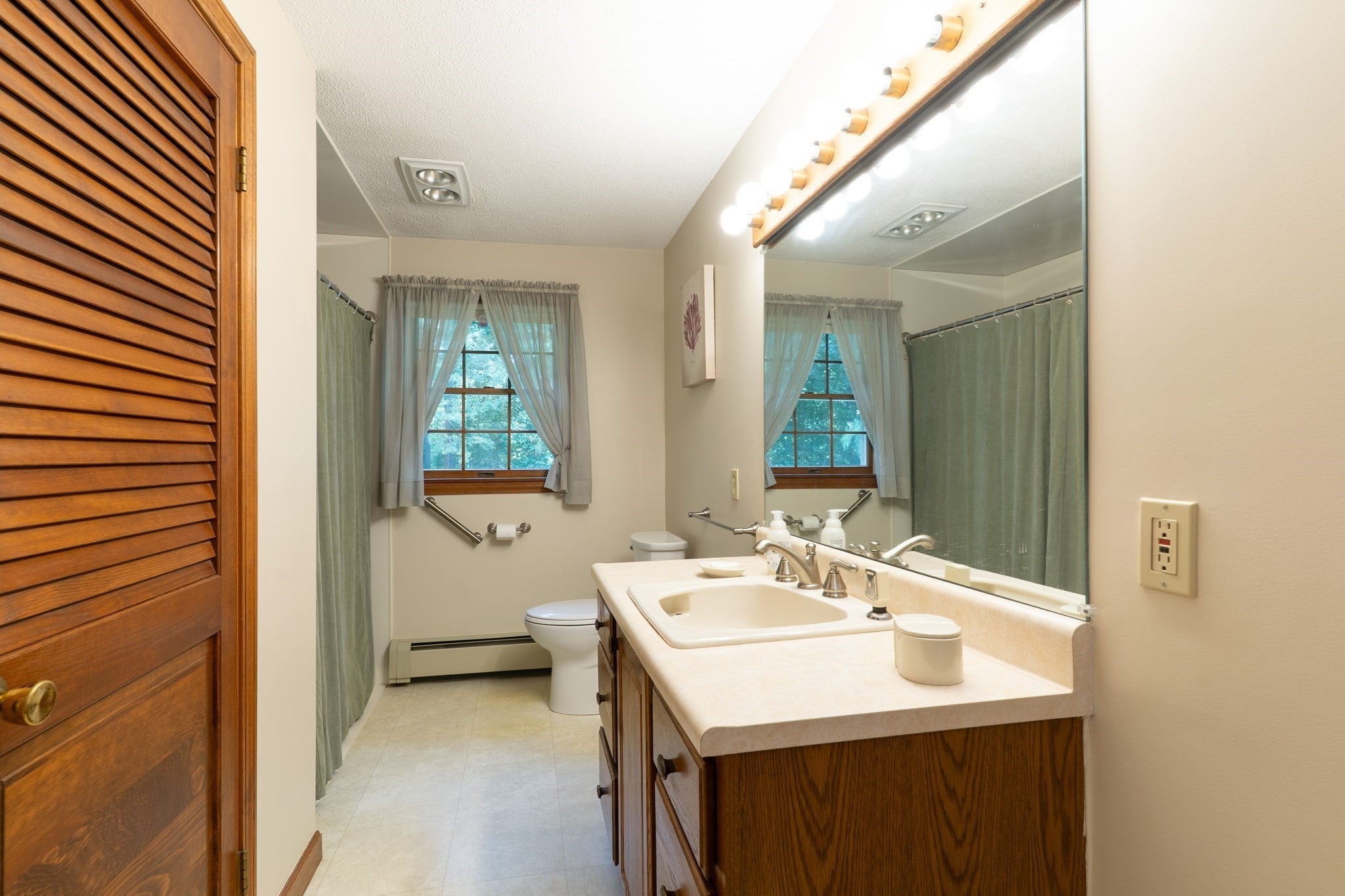 14 Delaney Ave, Dudley, MA, 14 Delaney Ave, Dudley, MA Photo #17