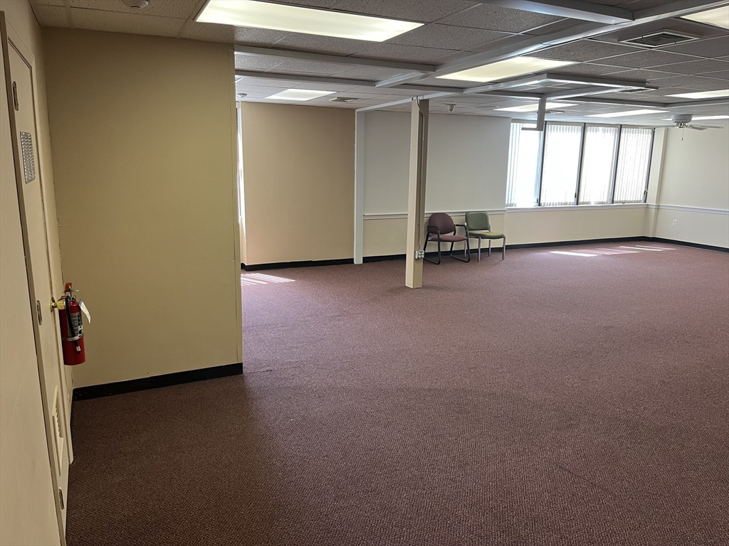 505 Nashua Road 3-4