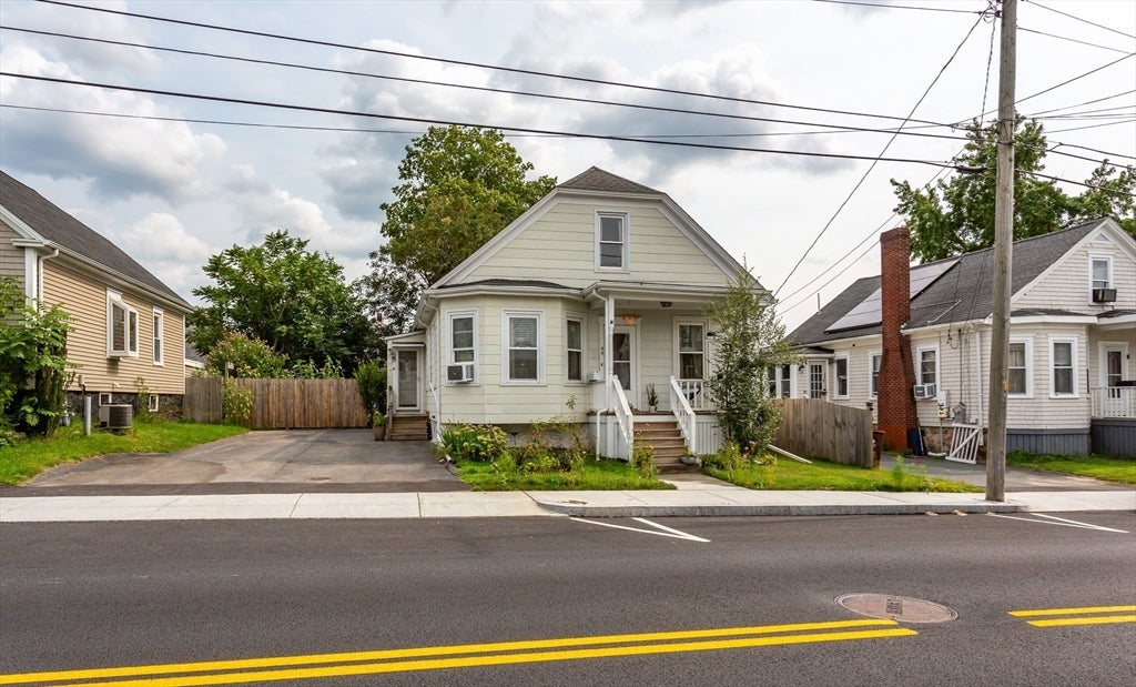 44 Slocum St, Acushnet, MA Photo #2