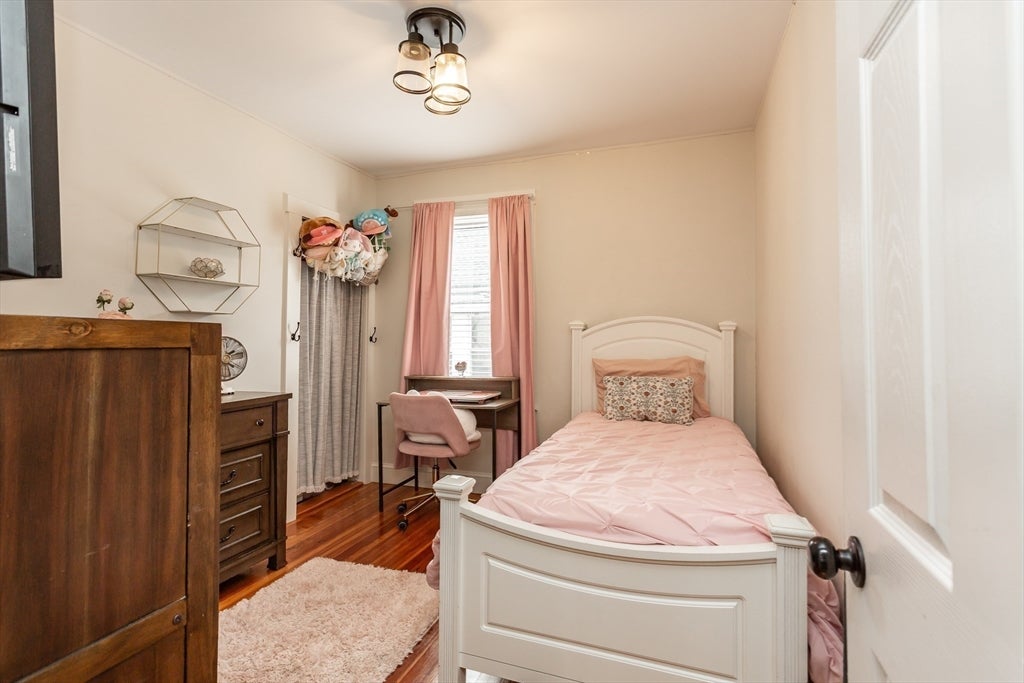 44 Slocum St, Acushnet, MA Photo #14