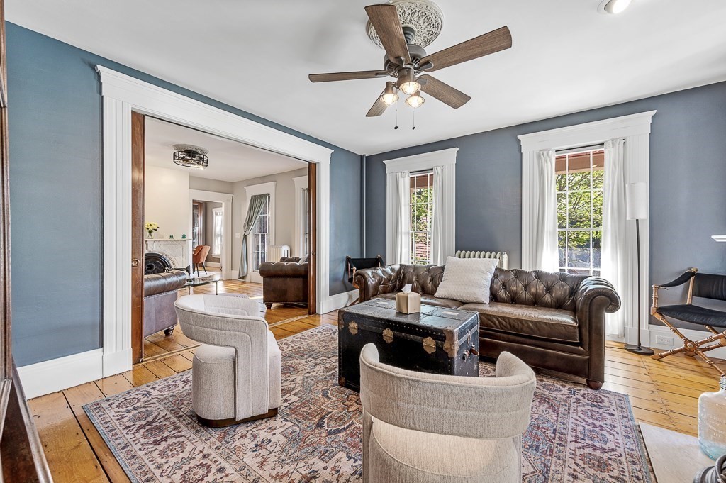2 Oxford Pl
