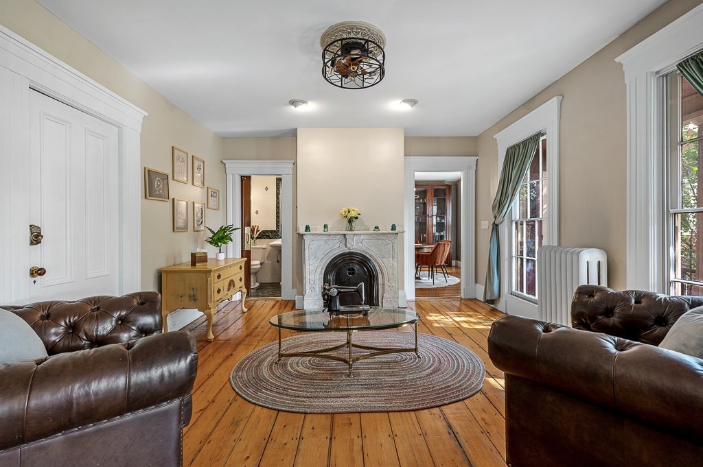 2 Oxford Pl