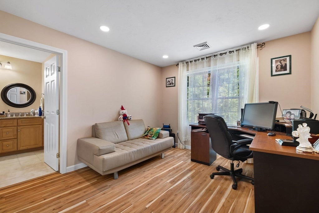 172 South St #172, Northborough, MA, 172 South St #172, Northborough, MA Photo #21