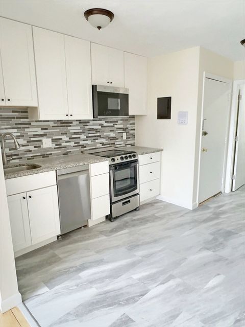 Photo of 1027 Commonwealth Ave #20, Boston, MA 02215 (MLS # 73475616)