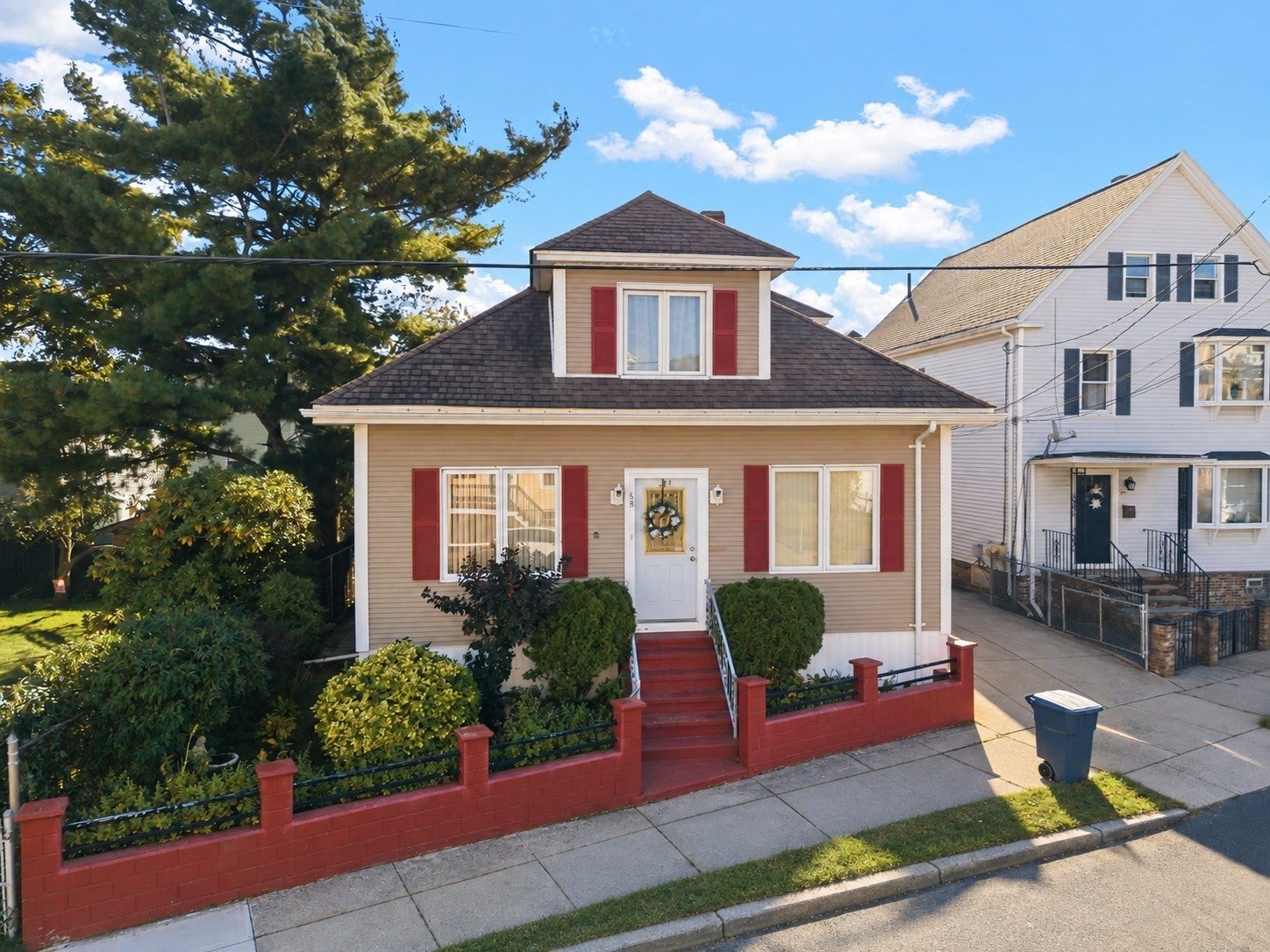 Photo of 58 Lombard St, New Bedford, MA