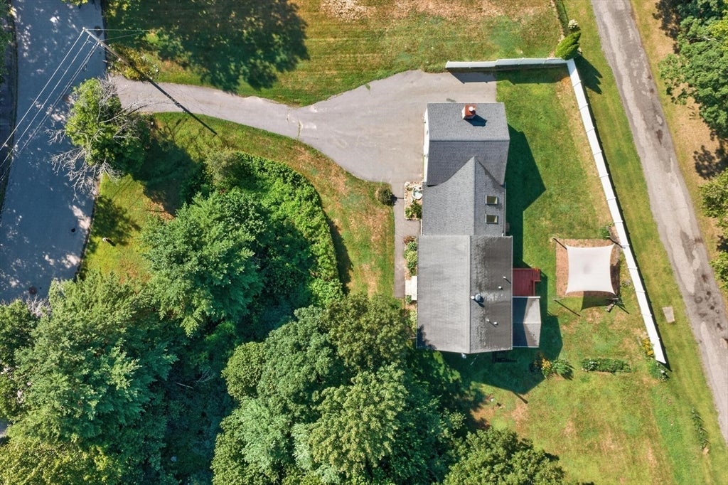 6 Paddock Lane, Dracut, MA Photo #34