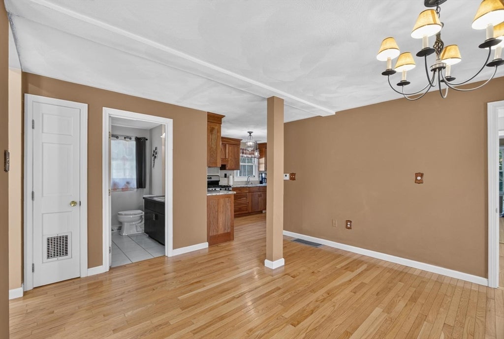 6 Paddock Lane, Dracut, MA Photo #14
