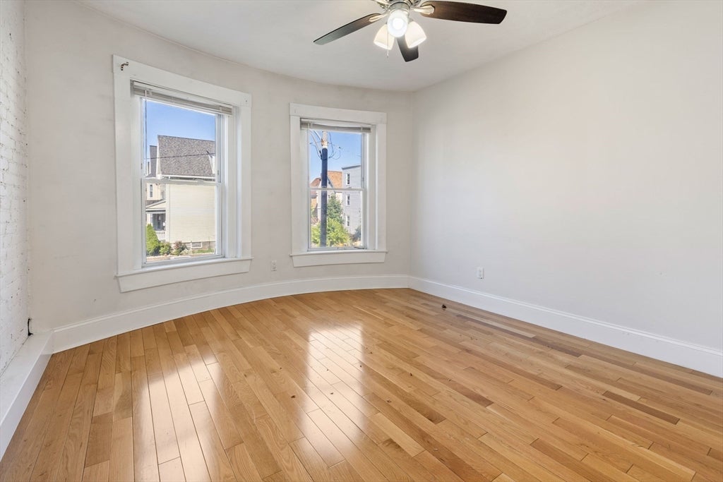 64 Florida Street 2