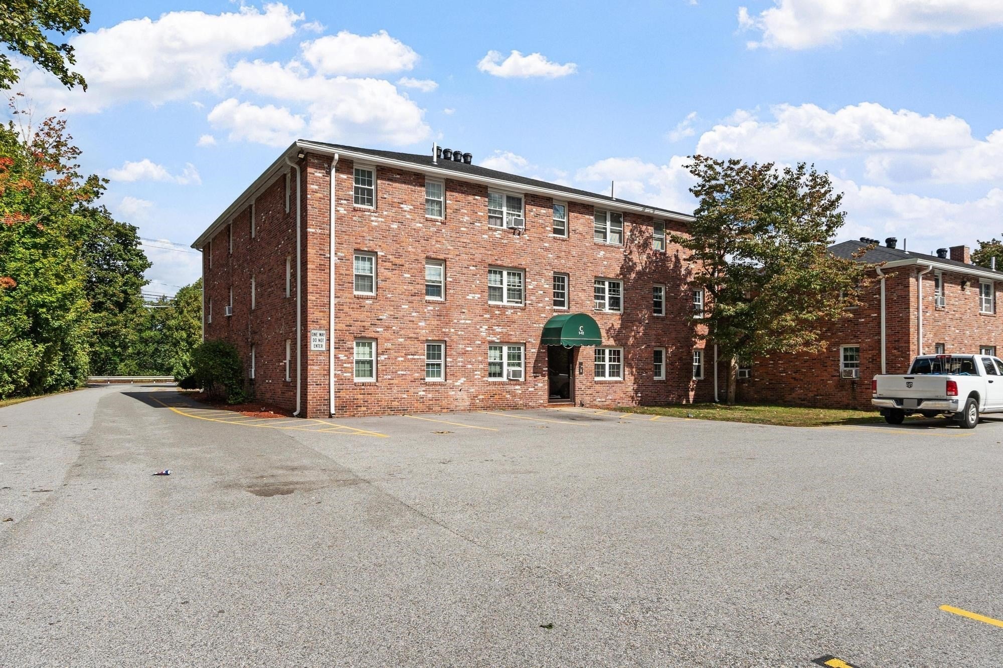 180 Tyngsboro Road #9C, Chelmsford, MA, 180 Tyngsboro Road #9C, Chelmsford, MA Photo #3