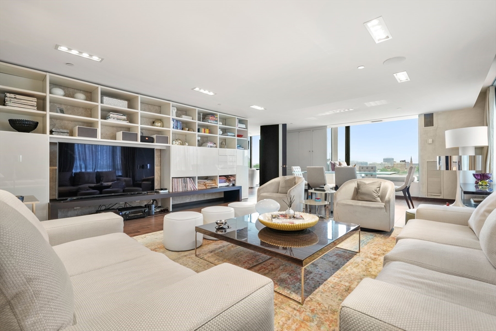 220 Boylston Street 9017