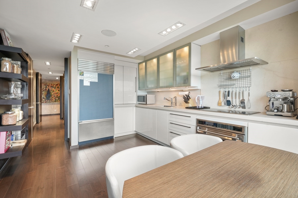 220 Boylston Street 9017