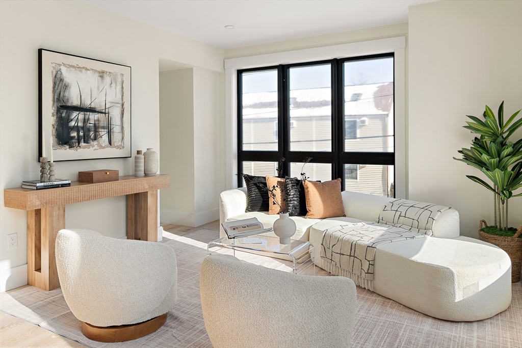 17 Holmes Street 101