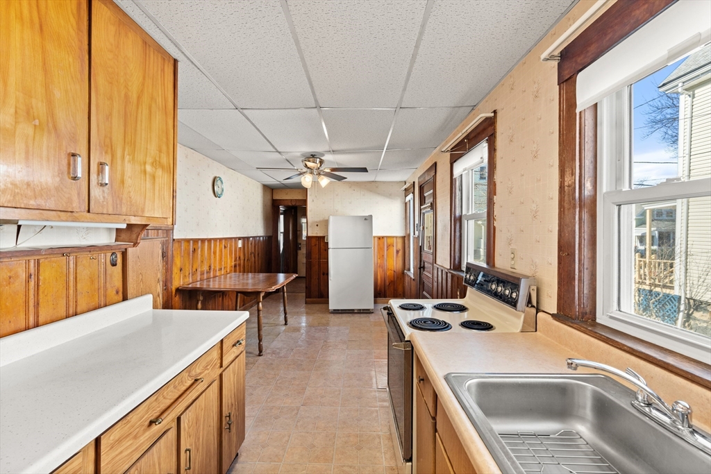 198 Fayette St