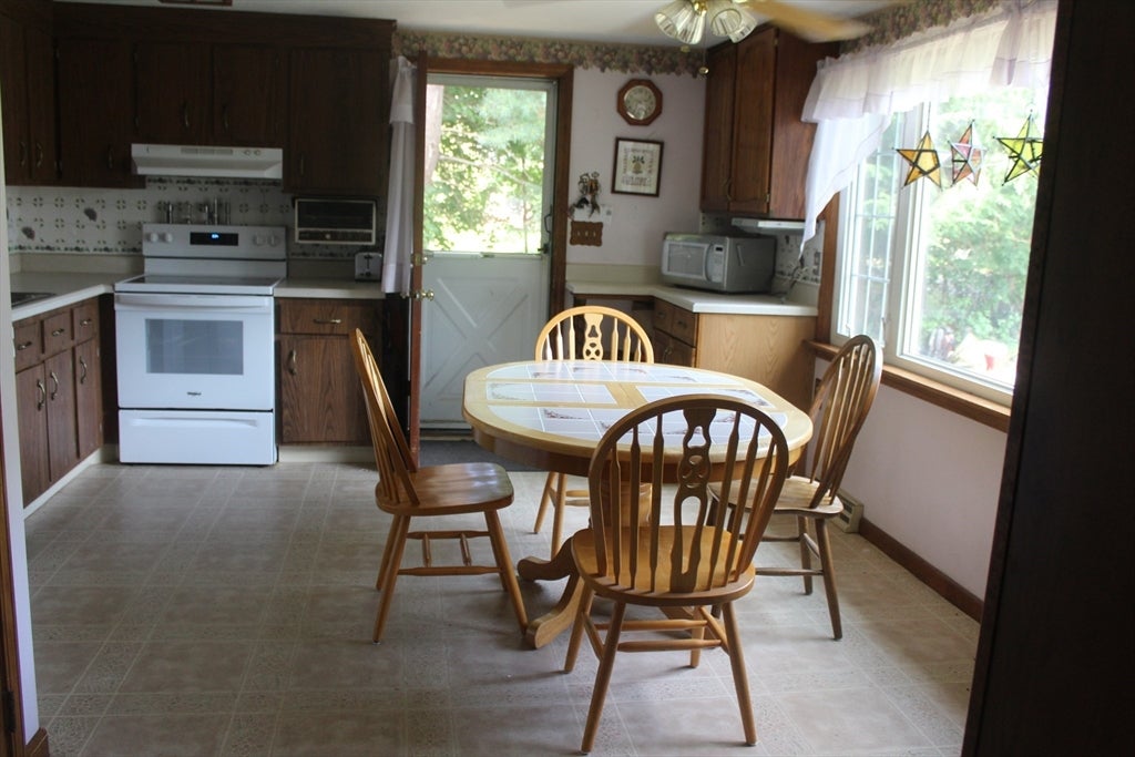 1721 South ST, Bridgewater, MA, 1721 South ST, Bridgewater, MA Photo #5