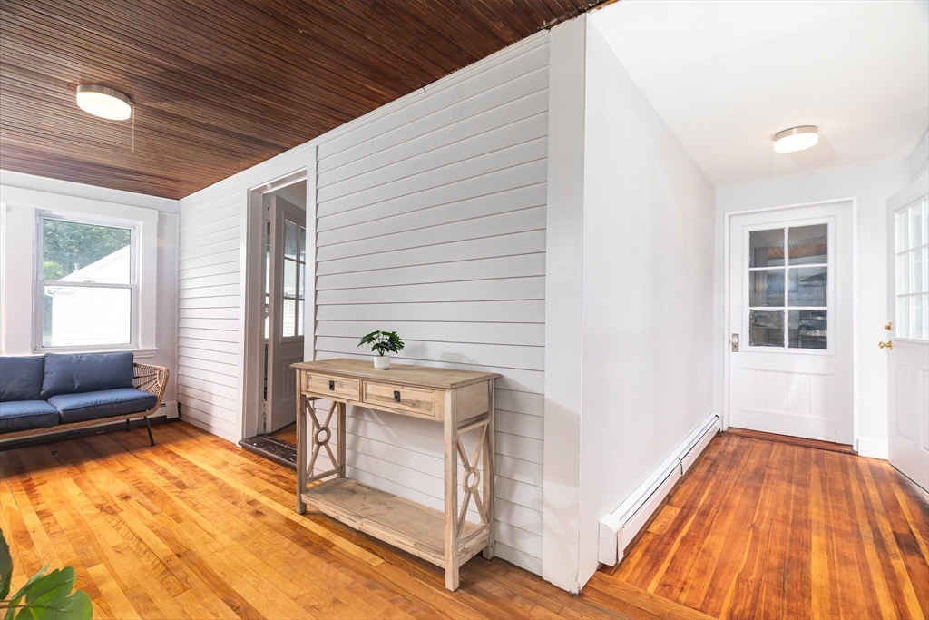 24-A Purchase St