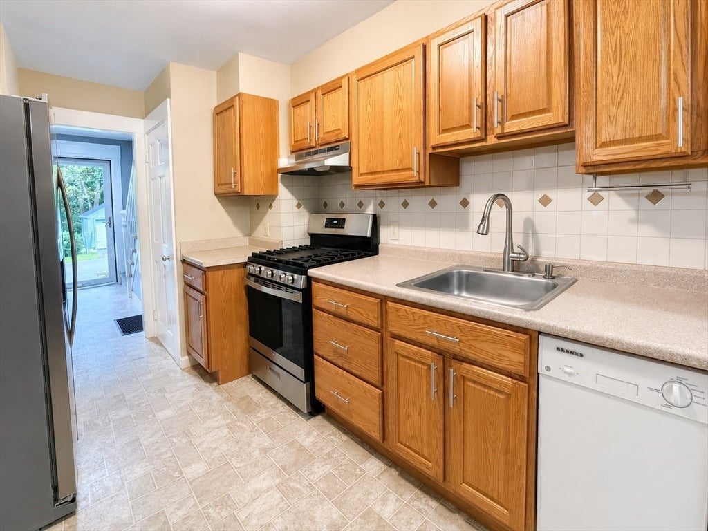 48-50 Overland ST #A, Fitchburg, MA, 48-50 Overland ST #A, Fitchburg, MA Photo #1