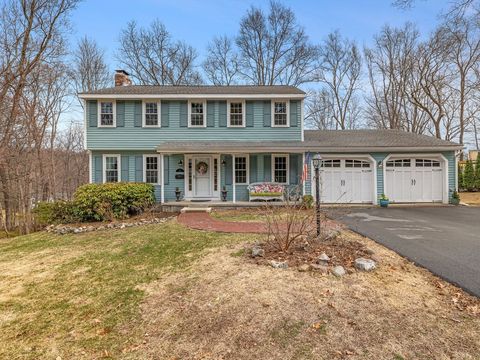 44 Old Colony Dr Westborough MA 01581