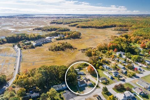 304 South Main St Seabrook NH 03874