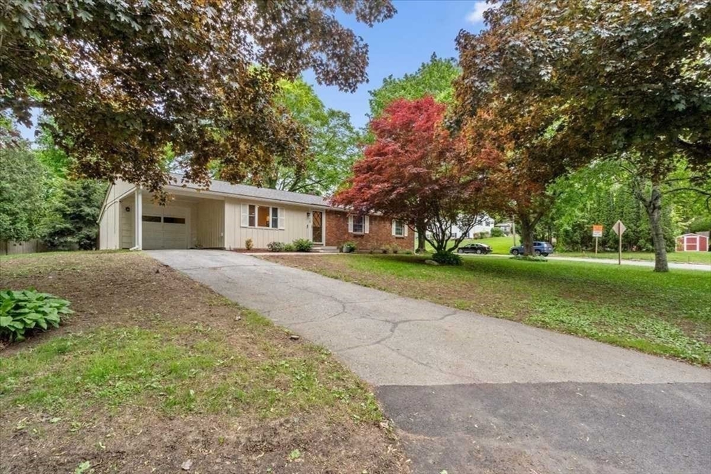 15 Smithville Rd