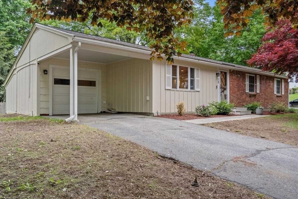 15 Smithville Rd