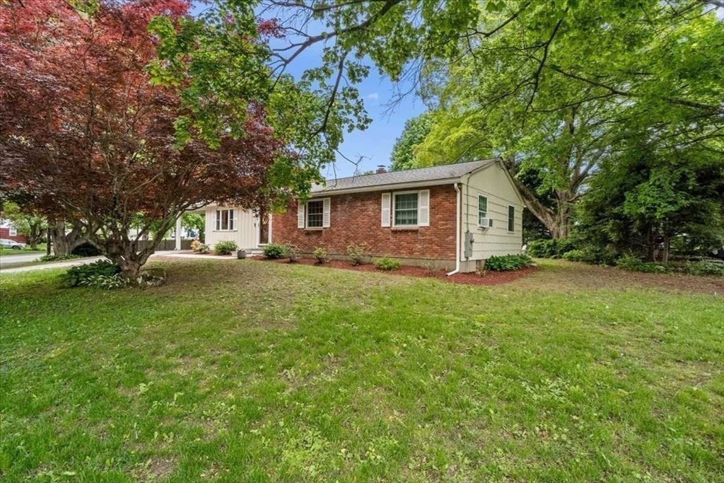 15 Smithville Rd