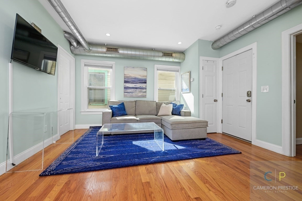 11-1/2 Mason St 2