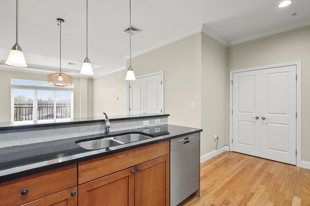 500 Union St 5416