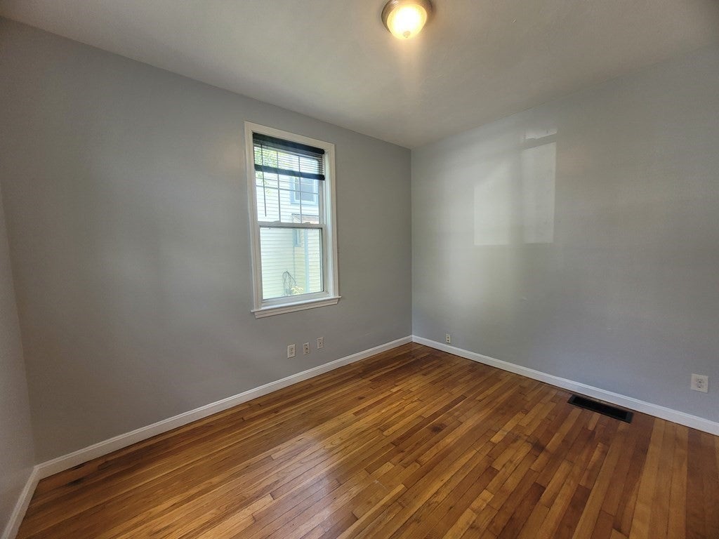 32 Cedar Street #left, Boston, MA, 32 Cedar Street #left, Boston, MA Photo #10