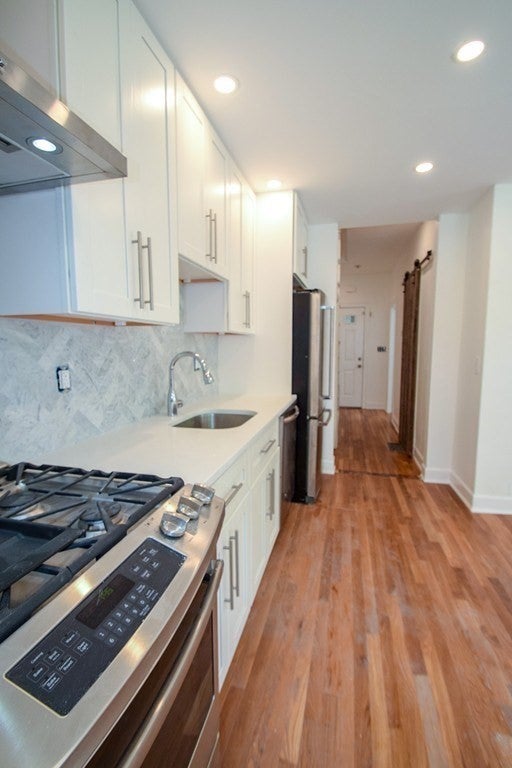 32 Cedar Street #left, Boston, MA, 32 Cedar Street #left, Boston, MA Photo #2