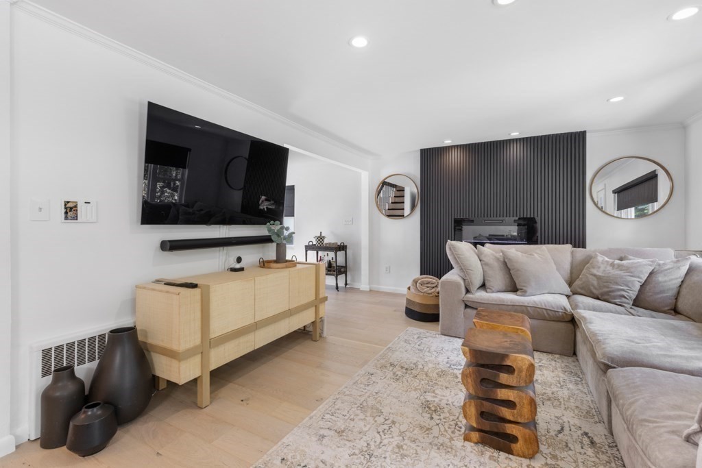 88 Furnace Brook Pkwy