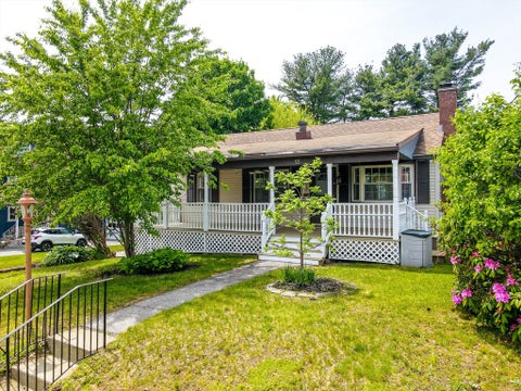 Photo of 13 Mount Ave, Worcester, MA 01606 (MLS # 73523996)