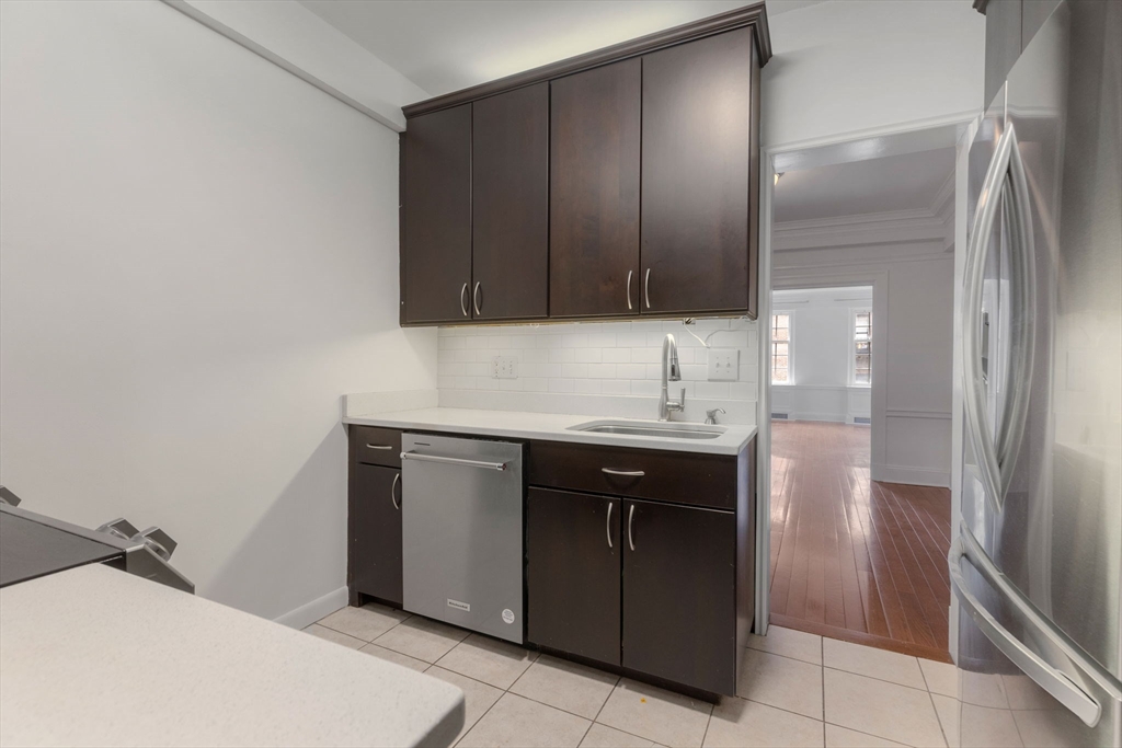 180 Commonwealth Ave 15