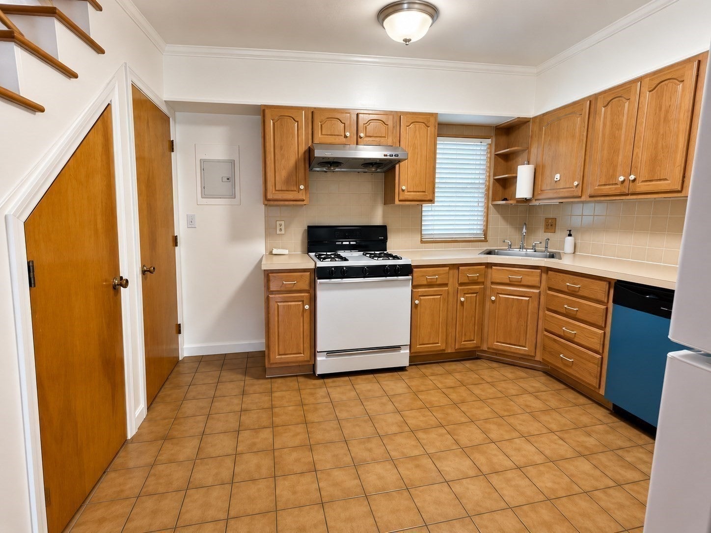 36 Saint Edward Rd 3