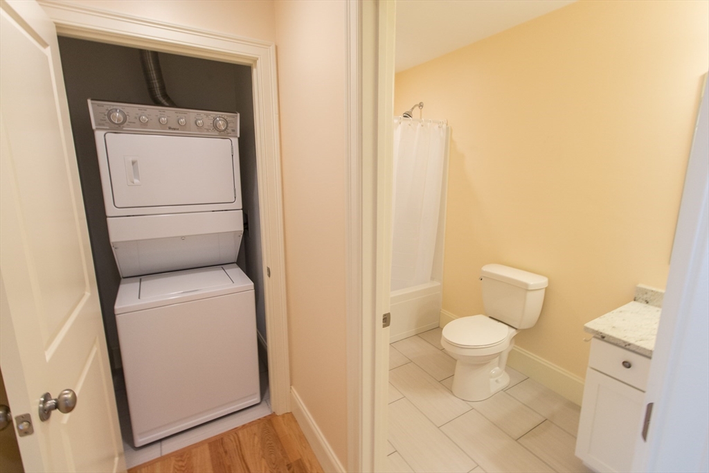 5165 Washington ST #7, Boston, MA Photo #23